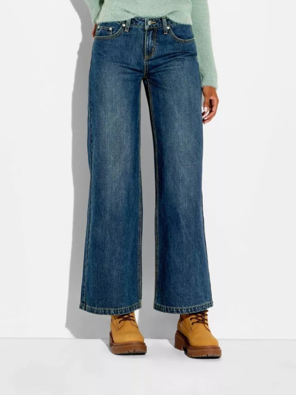 NWT Women's Wild Fable Size 0 Mid-Rise Ultra-Wide Leg Baggy Denim Jeans - Picture 2 of 4
